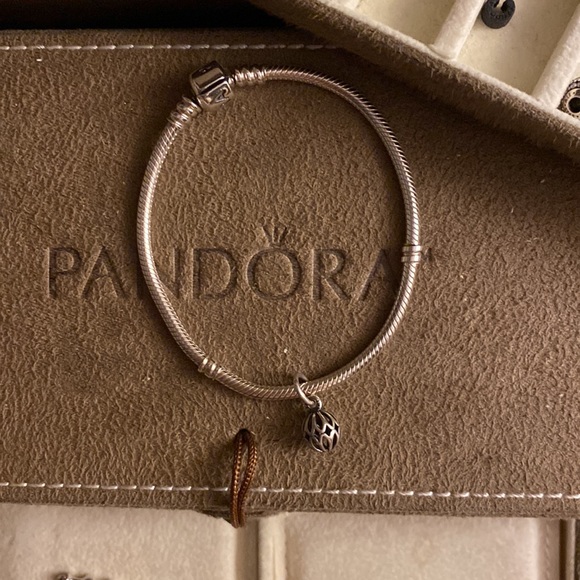 Pandora Charm - Picture 2 of 2